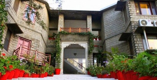 mount abu sightseeing, mount abu tourism best season, Mount Abu Wildlife Sanctuary, kesar bhawan palace mount abu, kanha national park, delhi to mount abu bus, bus from delhi to mount abu