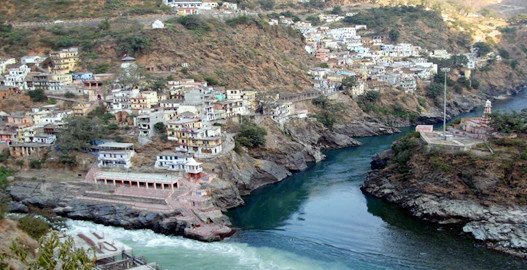 Brahma Kund at Haridwar, char dham yatra, char dham yatra package, char dham yatra package cost, chardham tour packages, luxury bus service in delhi, Kempty Fall, Kashi Vishwanath temple, Alaknanda in Devprayag, volvo bus booking, bus hire in delhi, bus on rent