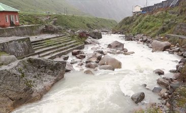 badrinath yatra, kedarnath dham, do dham yatra package, haridwar to kedarnath, visit to kedarnath & badrinath, delhi to badrinath bus, badrinath darshan, Volvo bus booking, Tempo traveller rent in delhi