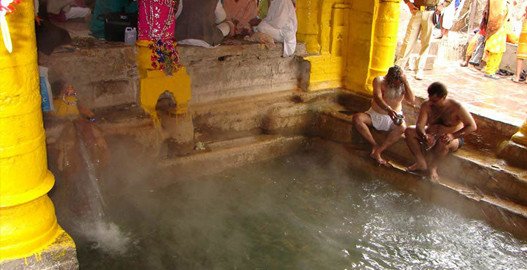 Brahma Kund at Haridwar, char dham yatra, char dham yatra package, char dham yatra package cost, chardham tour packages, luxury bus service in delhi, Kempty Fall, Kashi Vishwanath temple, Alaknanda in Devprayag, volvo bus booking, bus hire in delhi, bus on rent, delhi to badrinath volvo