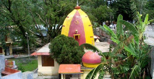 places to visit in bhimtal, delhi to bhimtal bus, bhimtal uttarakhand, bhimtal lake, mountain club bhimtal, things to do in bhimtal, trekking in bhimtal, camping in bhimtal, sehgal transport