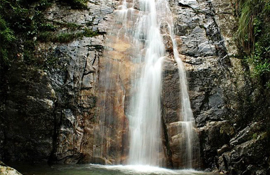 almora uttarakhand, almora places to visit, almora hill station, almora temple, uttarakhand tourism, jageshwar almora, almora to jageshwar, tourist places in uttarakhand, delhi to almora bus, kasar devi temple almora, almora snowfall, volvo bus from delhi to almora, sehgal transport