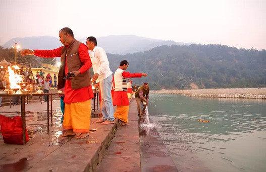 river rafting in rishikesh, places to visit in rishikesh, rishikesh trip, rishikesh temple, rishikesh attractions, camping in rishikesh, bungee jumping in rishikesh, water rafting in rishikesh, volvo from delhi to rishikesh, trekking in rishikesh, delhi to rishikesh volvo, sehgal travels