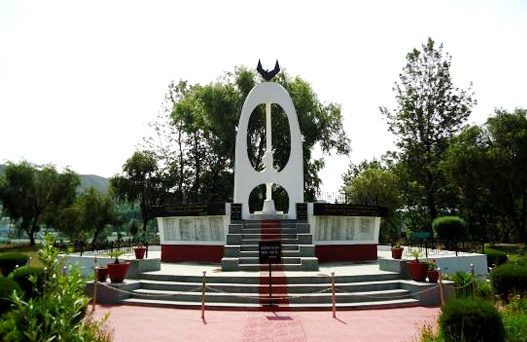 pithoragarh tourism, pithoragarh places to visit, nag mandir, munsiyari tour package, pithoragarh fort, narayan ashram, delhi to pithoragarh bus, tempo traveller hire in delhi, tourist places in uttarakhand, Hire 27 seater Luxury Tata Coach